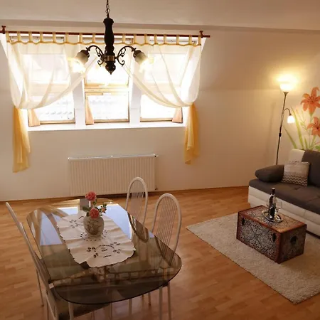 Betty'S Home Sopron Exterior photo